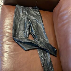 Commando leather leggings